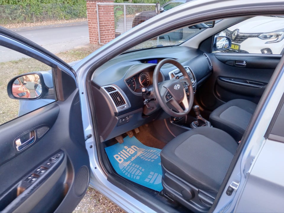 Hyundai i20 1,25 Comfort 5d