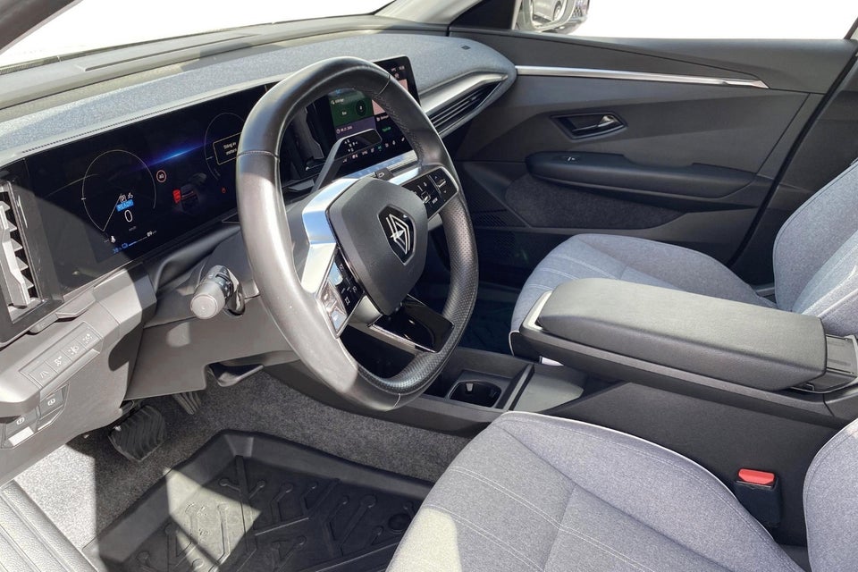 Renault Megane E-Tech 40 Equilibre 5d