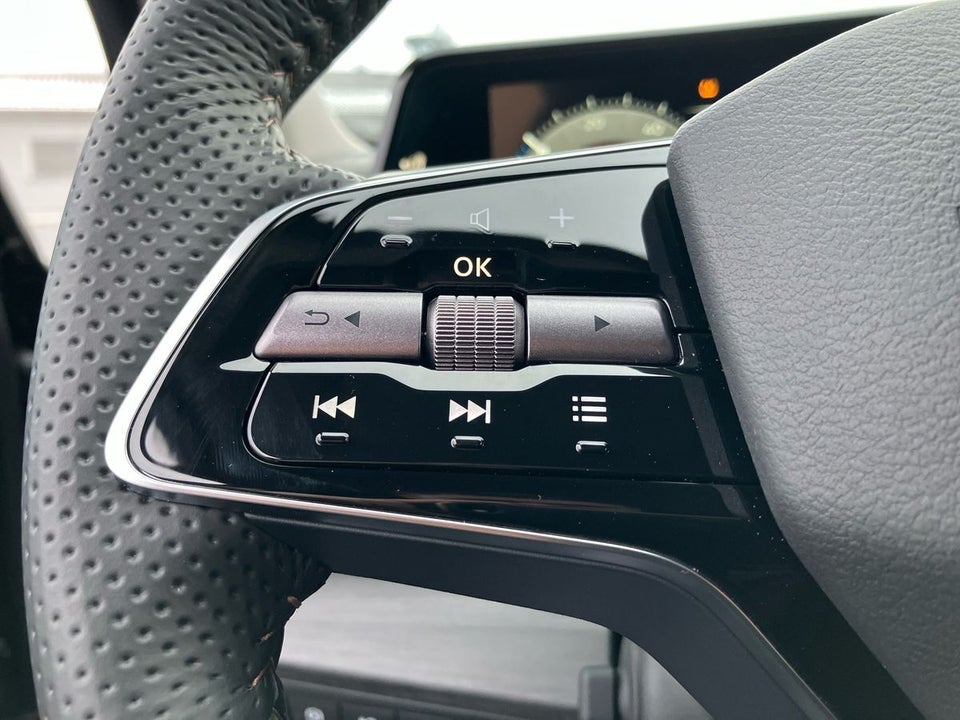 Nissan Ariya 87 Evolve 5d