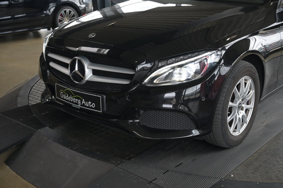 Mercedes C220 d 2,2 Business stc. aut. 5d