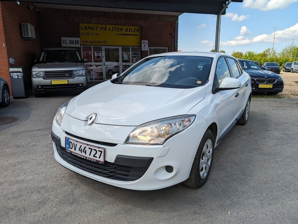 Renault Megane III 1,6 110 Expression Sport Tourer 5d