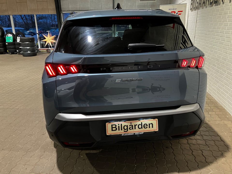 Peugeot e-5008 77 Allure 7prs 5d