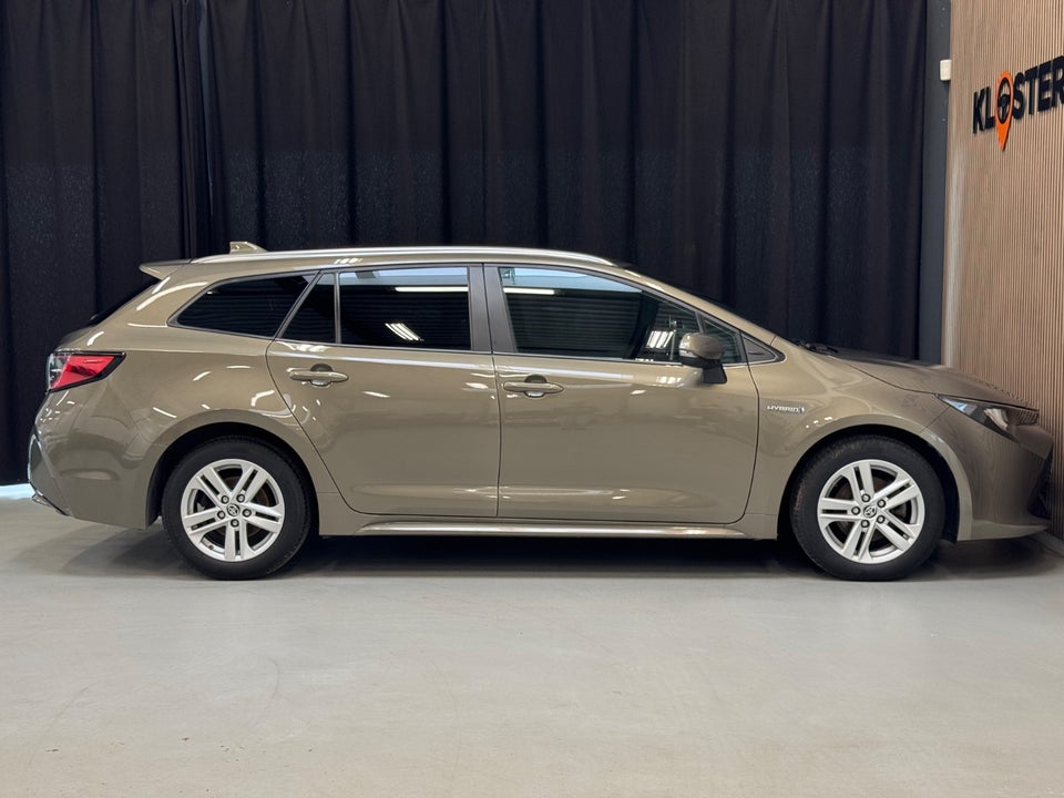 Toyota Corolla 1,8 Hybrid H3 Smart Touring Sports MDS 5d