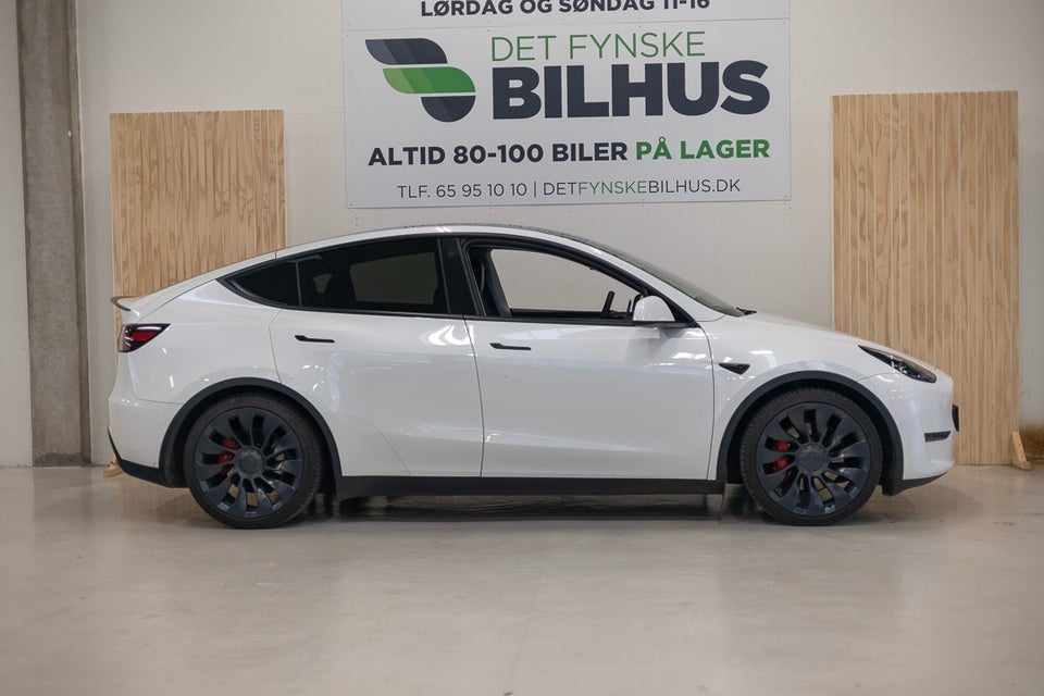 Tesla Model Y Performance AWD 5d