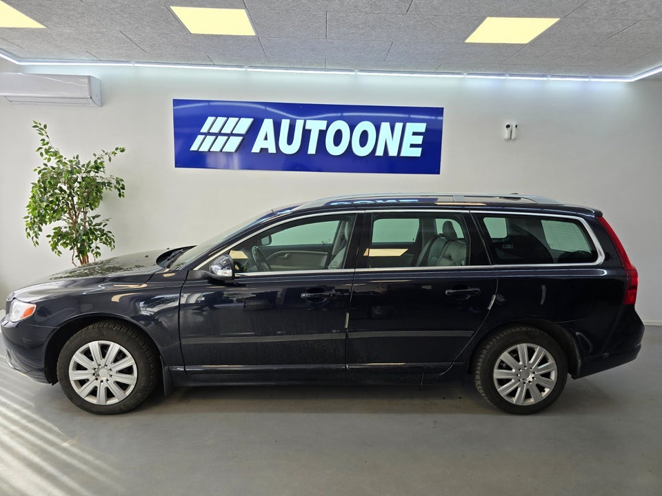 Volvo V70 2,0 Summum 5d