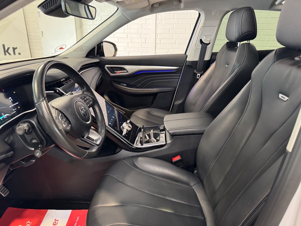 MG Marvel R Luxury 5d