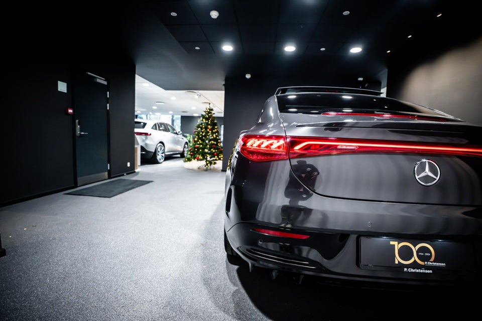 Mercedes EQE350 AMG Line 4d