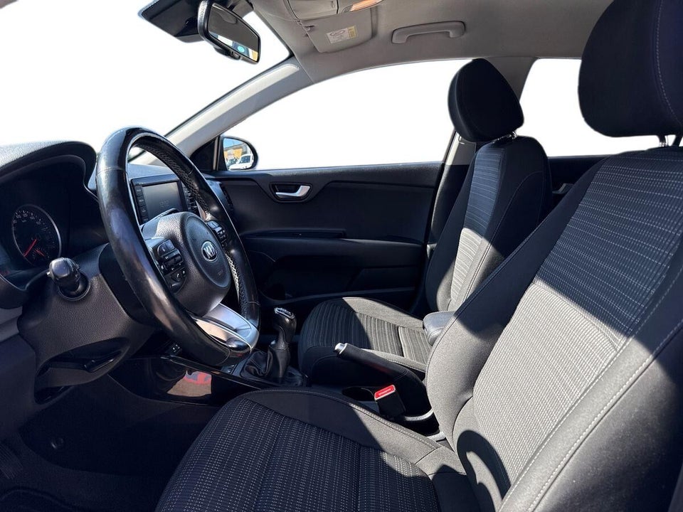 Kia Stonic 1,0 T-GDi Attraction 5d