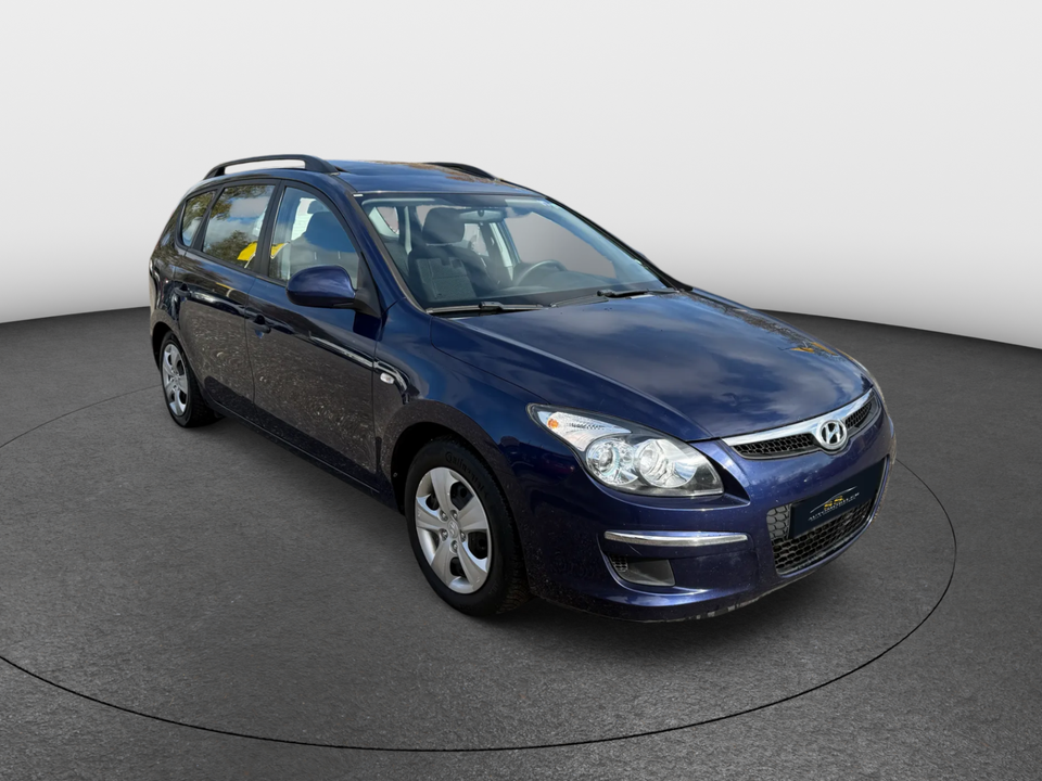 Hyundai i30 1,4 CVVT Classic Sun CW 5d