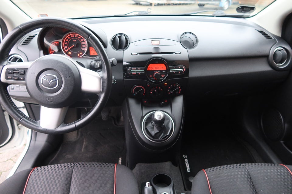 Mazda 2 1,3 Advance 5d