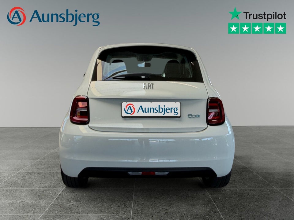 Fiat 500e 42 Icon 3d