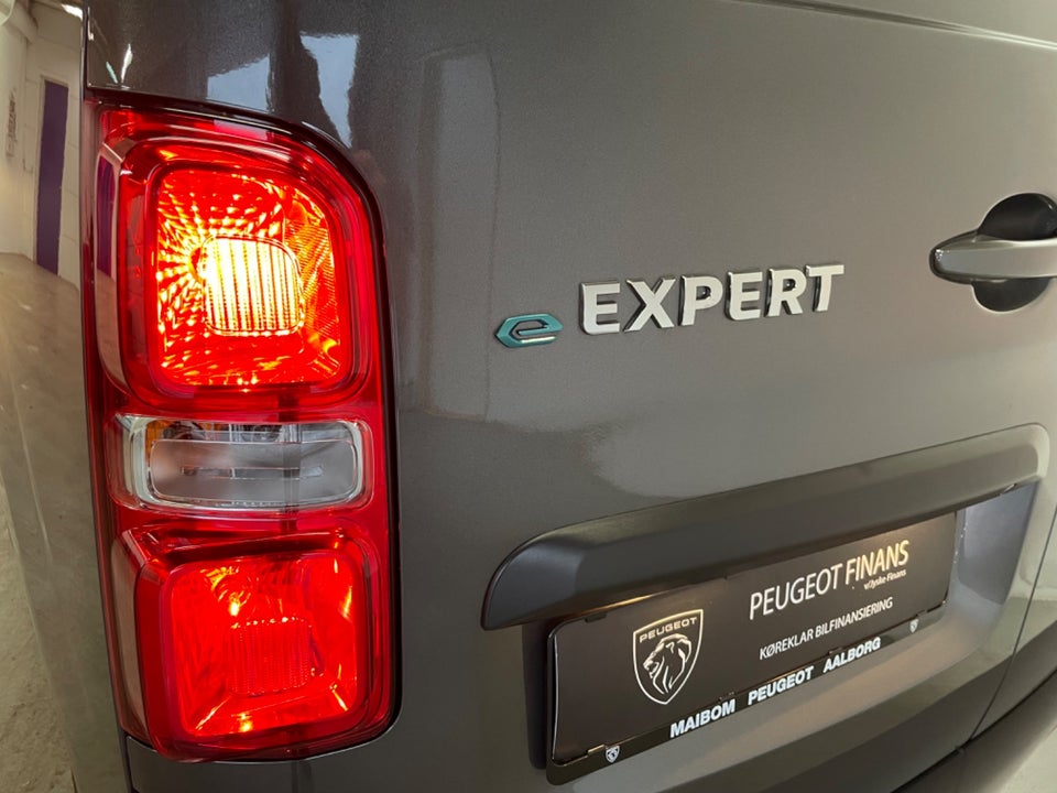 Peugeot e-Expert 75 L2 Premium Van