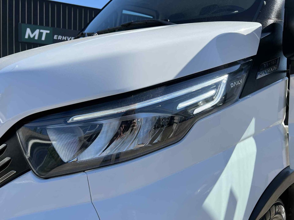 Iveco Daily 2,3 35S16 12m³ Van AG8