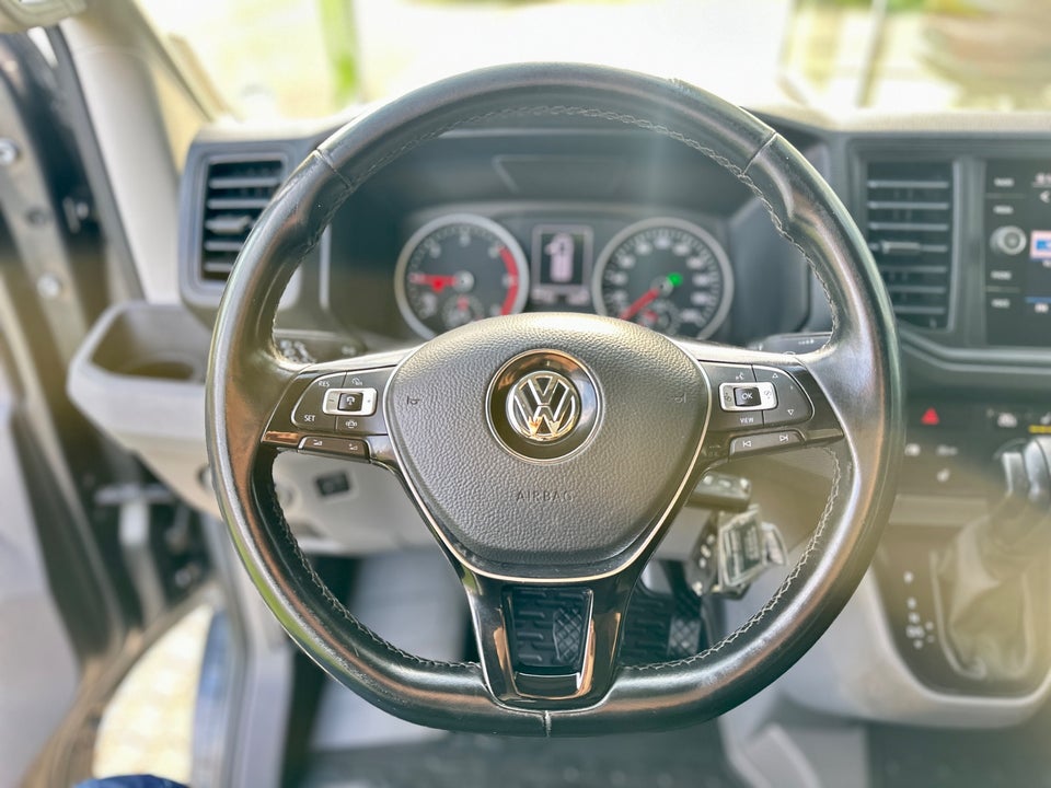 VW Crafter 35 2,0 TDi 177 Kassevogn L3H3 aut.