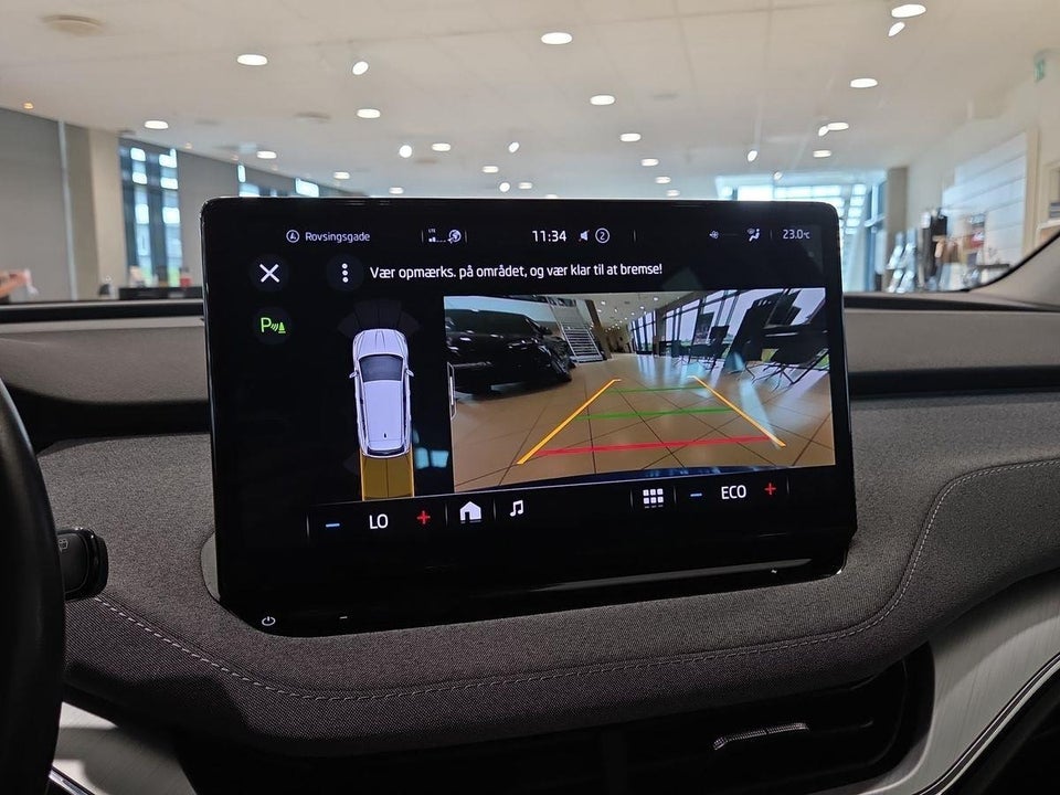 Skoda Enyaq 80 iV Loft 5d