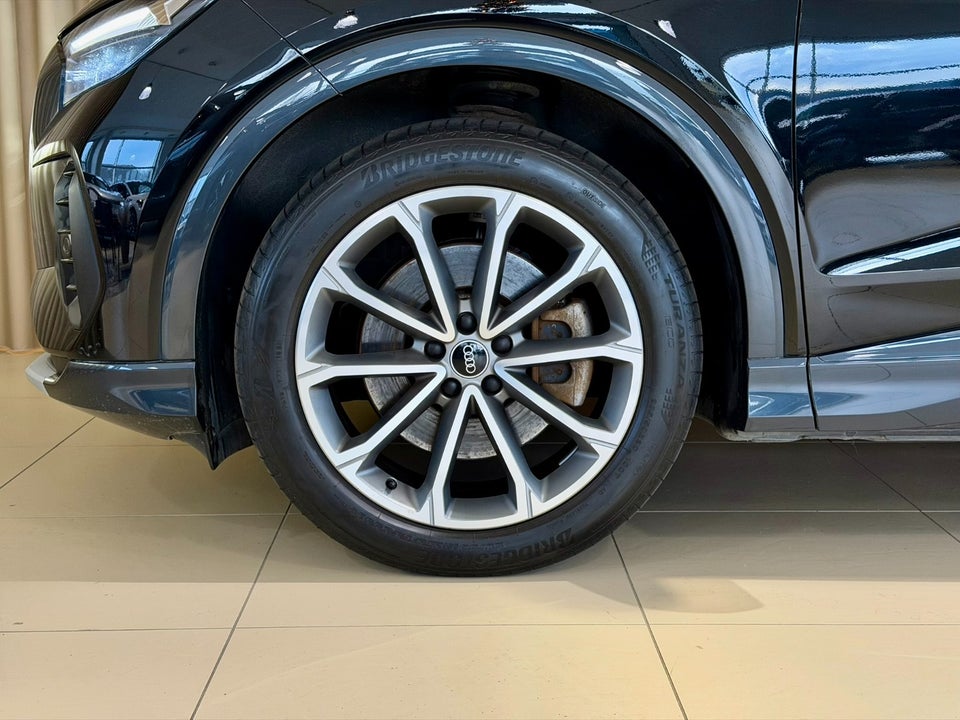 Audi Q4 e-tron 40 Attitude 5d