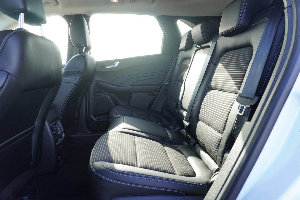 Ford Kuga 2,5 PHEV Titanium X CVT 5d