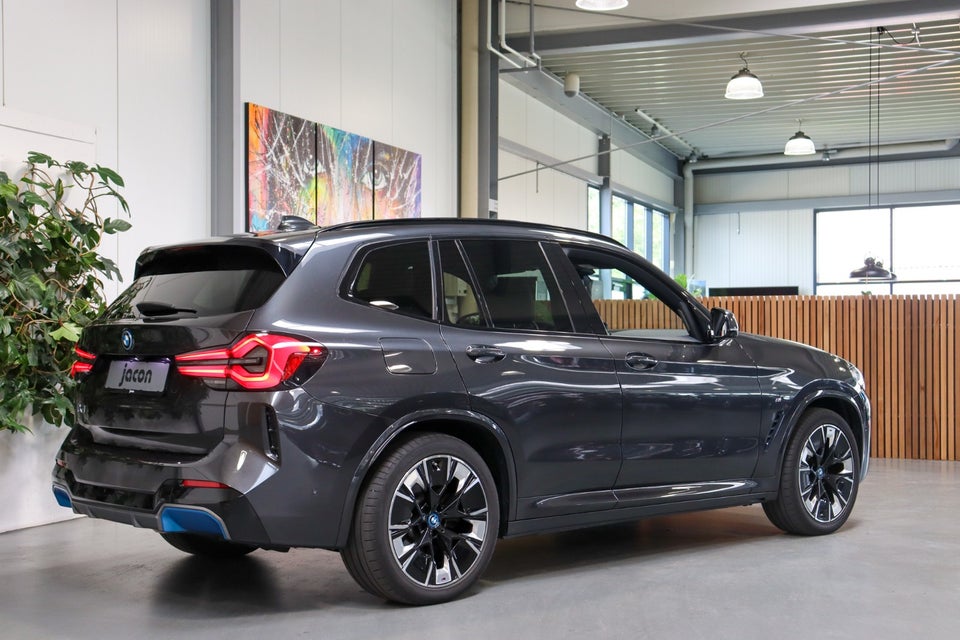 BMW iX3 Charged Plus M-Sport 5d