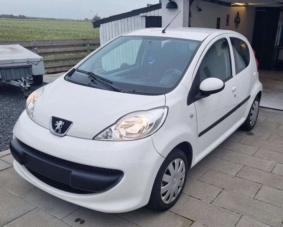 Peugeot 107 1,0 Comfort 5d