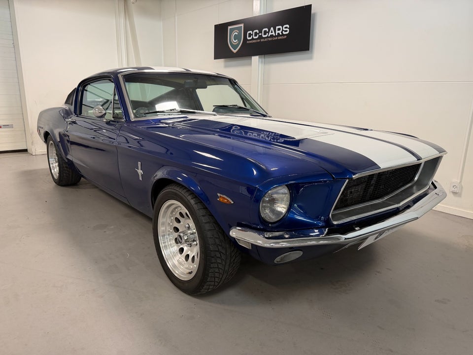 Ford Mustang 4,9 V8 302cui. Fastback aut. 2d