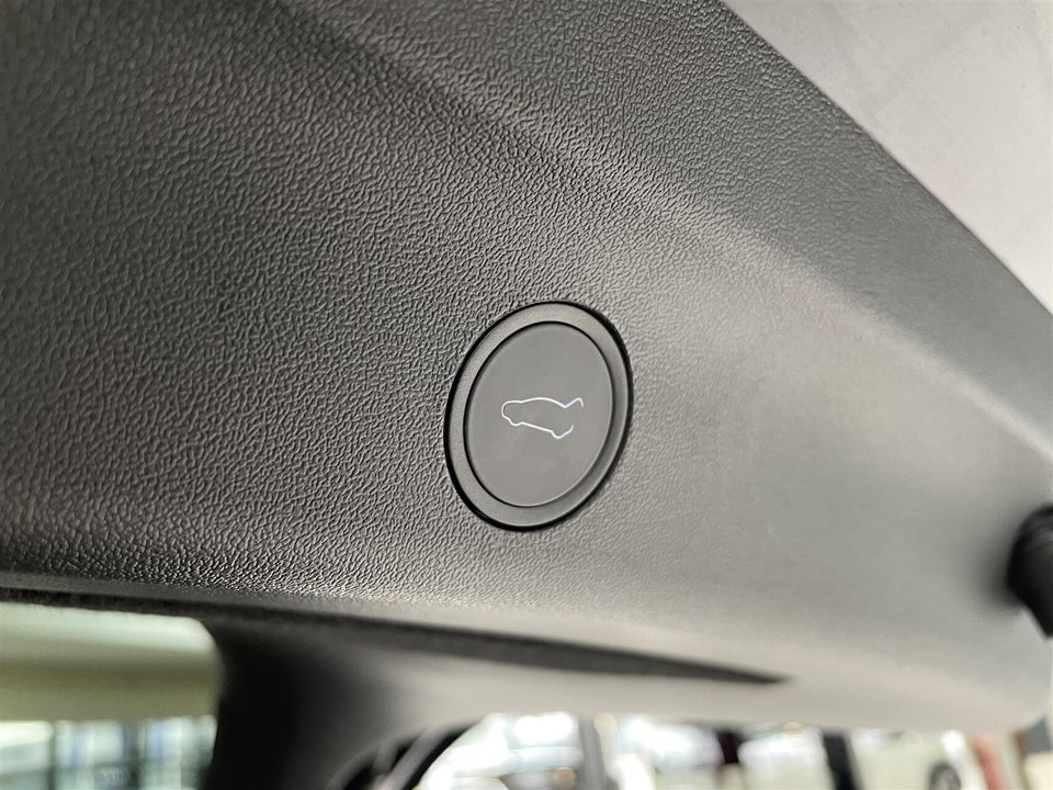 Tesla Model Y Long Range RWD 5d