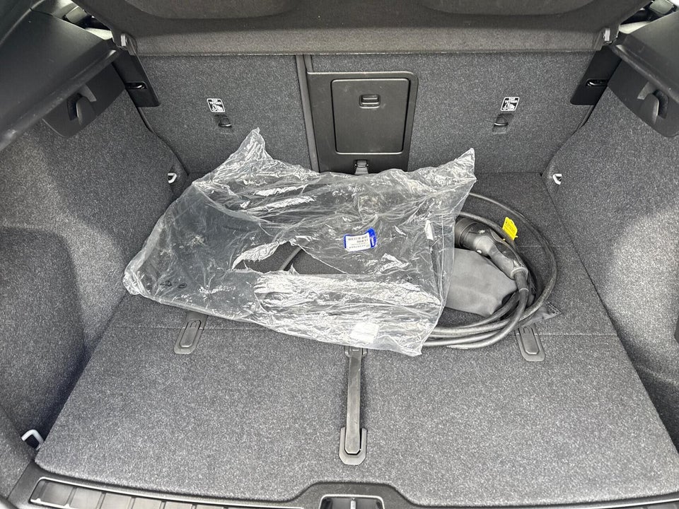 Volvo XC40 ReCharge Extended Range Core 5d