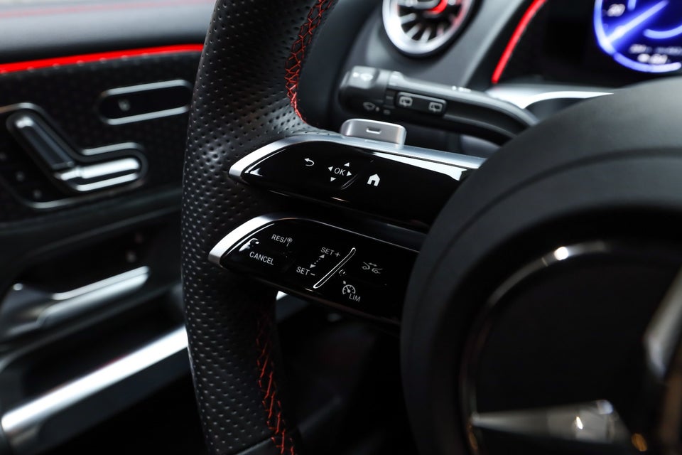 Mercedes EQB250+ AMG Premium 7prs 5d