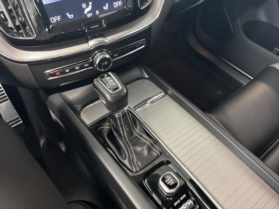 Volvo XC60 2,0 T4 190 R-Design aut. 5d