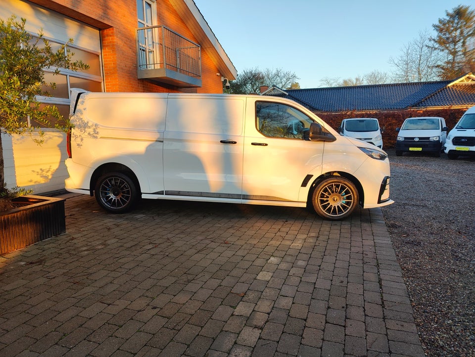 Ford Transit Custom 320L 2,0 EcoBlue MS-RT aut.