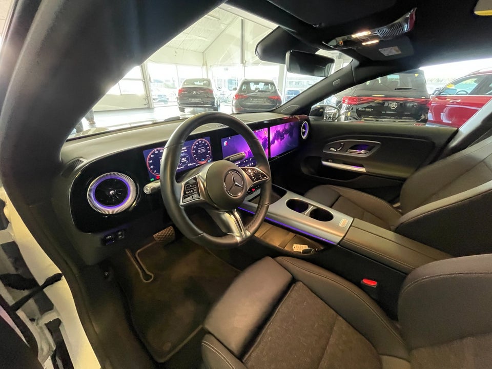 Mercedes CLA250+ electric Progressive Premium 4d