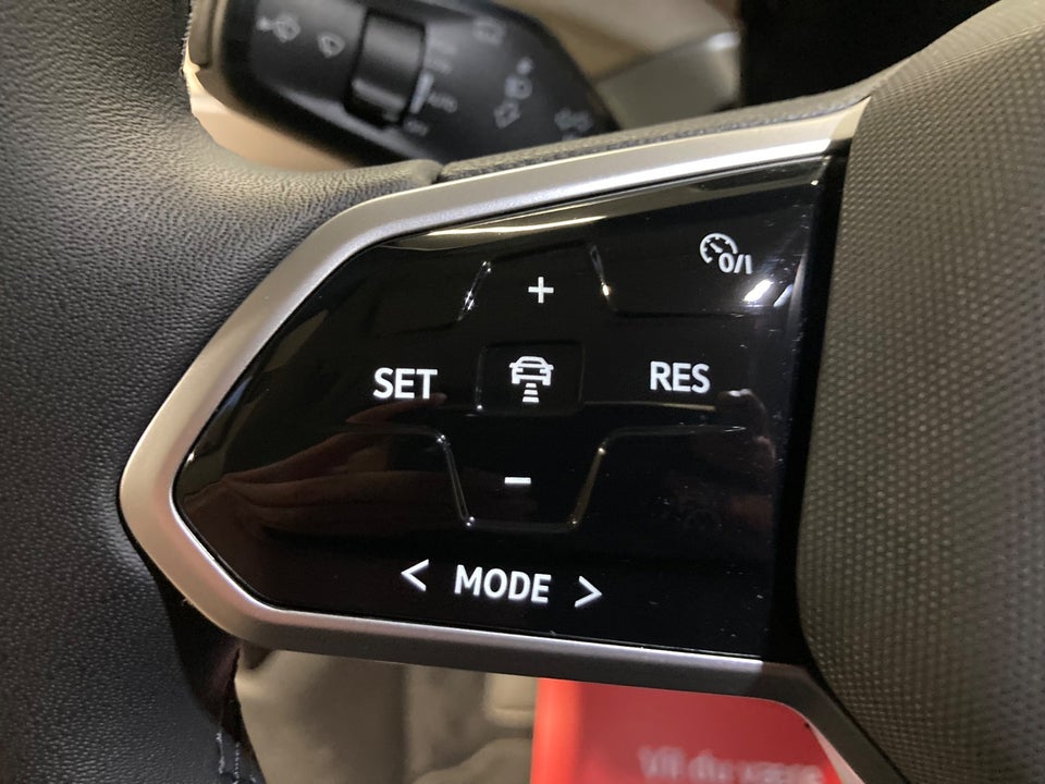 VW ID.Buzz 77 Pro SWB 5d