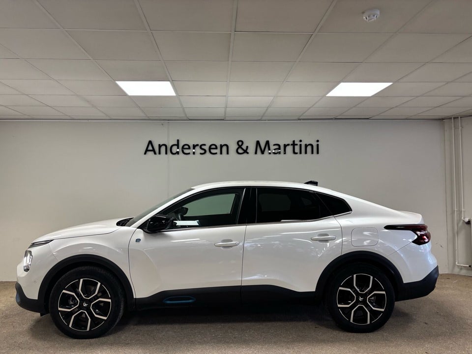 Citroën ë-C4 X 50 Shine 4d