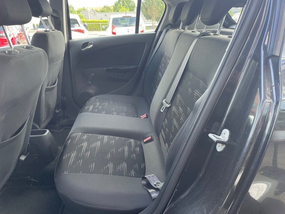 Opel Corsa 1,2 16V Enjoy 5d