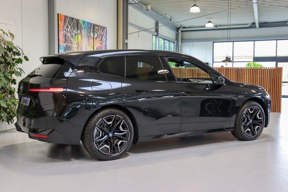 BMW iX xDrive40 M-Sport 5d