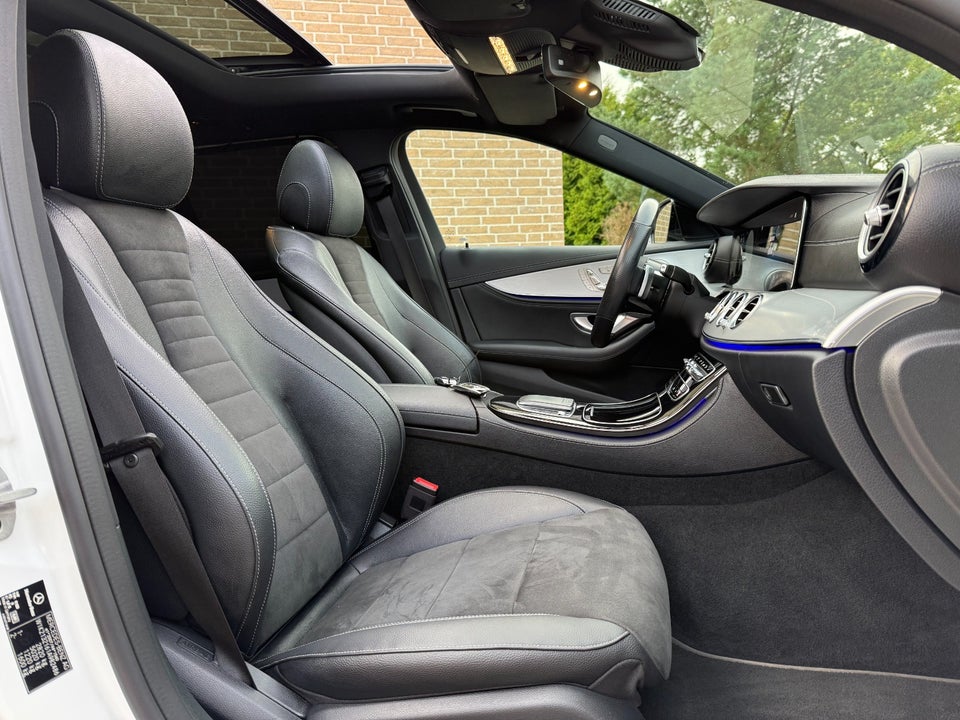 Mercedes E300 de 2,0 AMG Line stc. aut. 5d