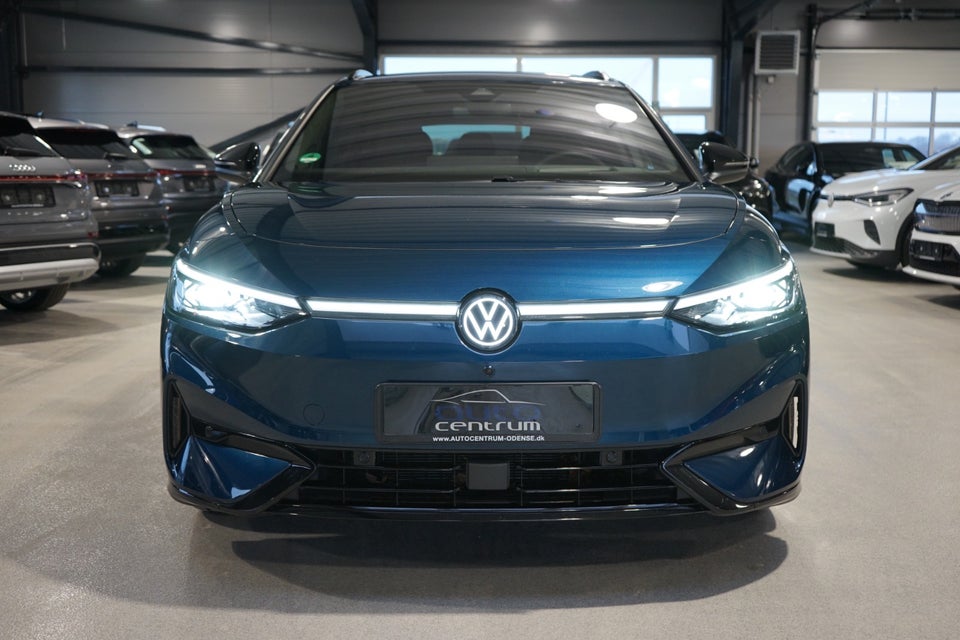 VW ID.7 77 Style Tourer 5d