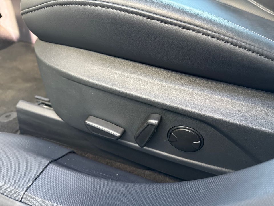 Ford Mustang Mach-E 98 Extended Range 5d