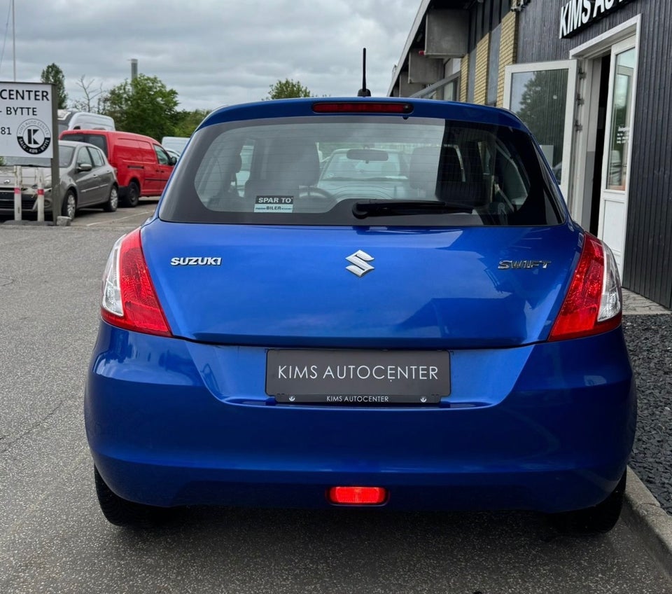 Suzuki Swift 1,2 Dualjet Club 3d