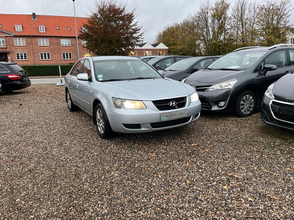 Hyundai Sonata 2,0 CRDi GLS 4d