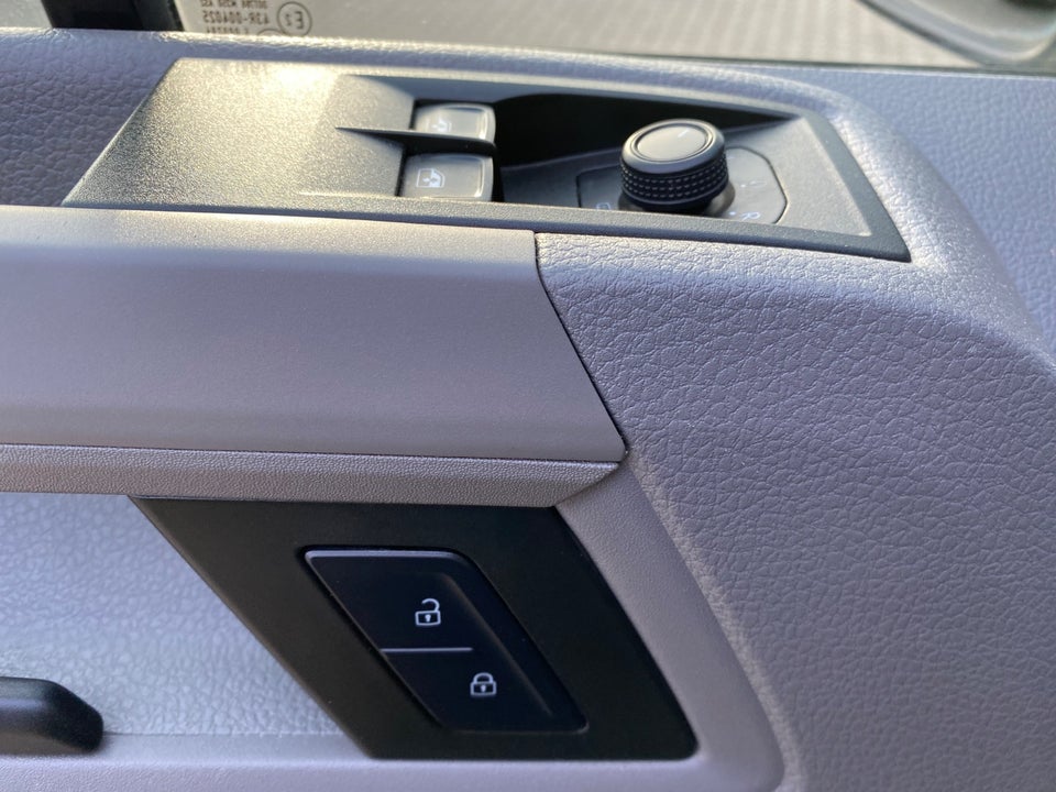 VW Crafter 35 2,0 TDi 140 Ladvogn L4