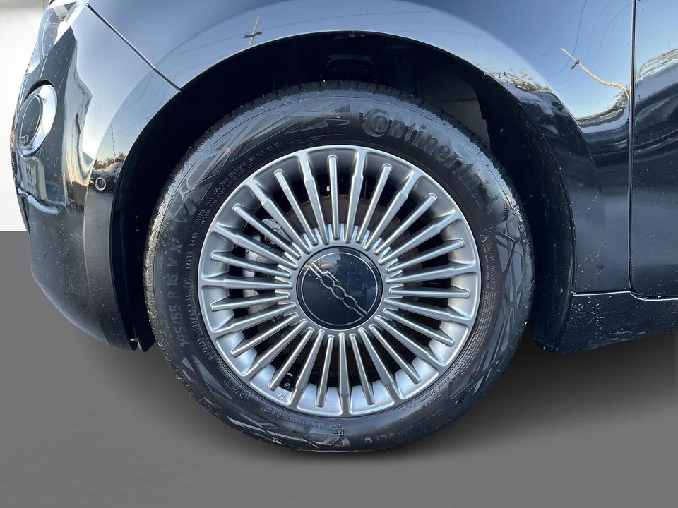 Fiat 500e 42 Icon 3+1 4d