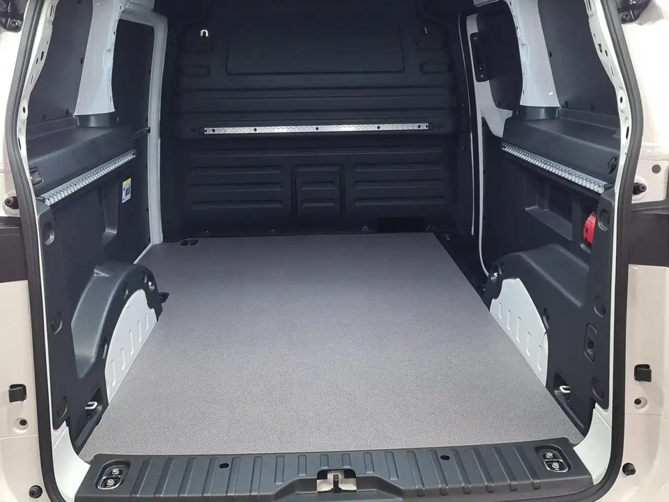VW ID. Buzz 79 Cargo Pro