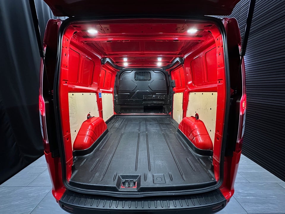 Ford Transit Custom 310S 2,0 TDCi 105 Ambiente