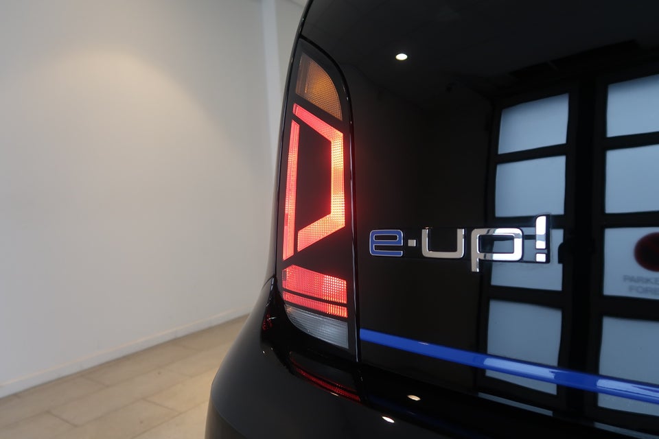 VW e-Up! Style Plus 5d