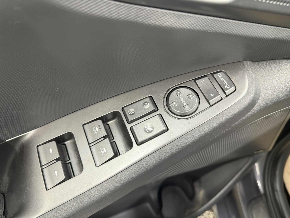 Hyundai Ioniq 1,6 PHEV Premium DCT 5d