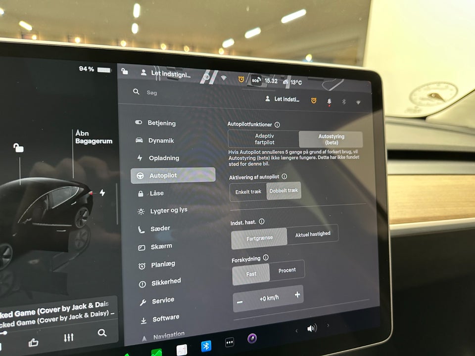 Tesla Model 3 Long Range RWD 4d