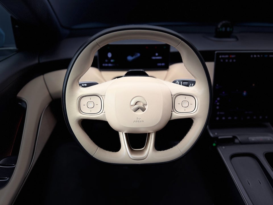 NIO ET5 100 Long Range 4d
