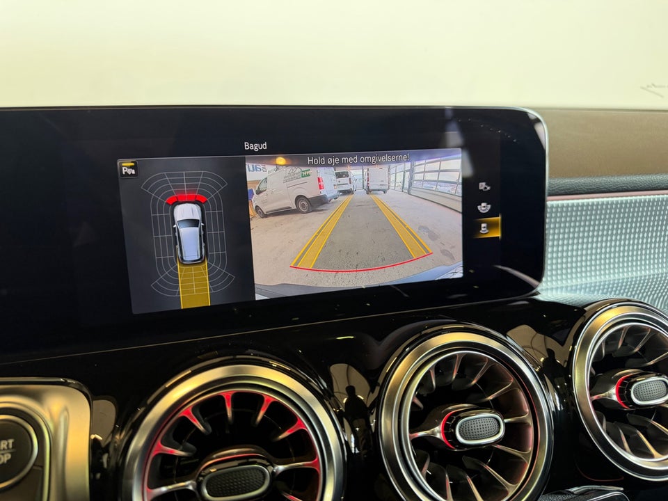 Mercedes EQB300 4Matic 7prs 5d