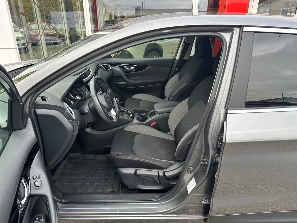 Nissan Qashqai 1,3 Dig-T 160 N-Connecta DCT 5d