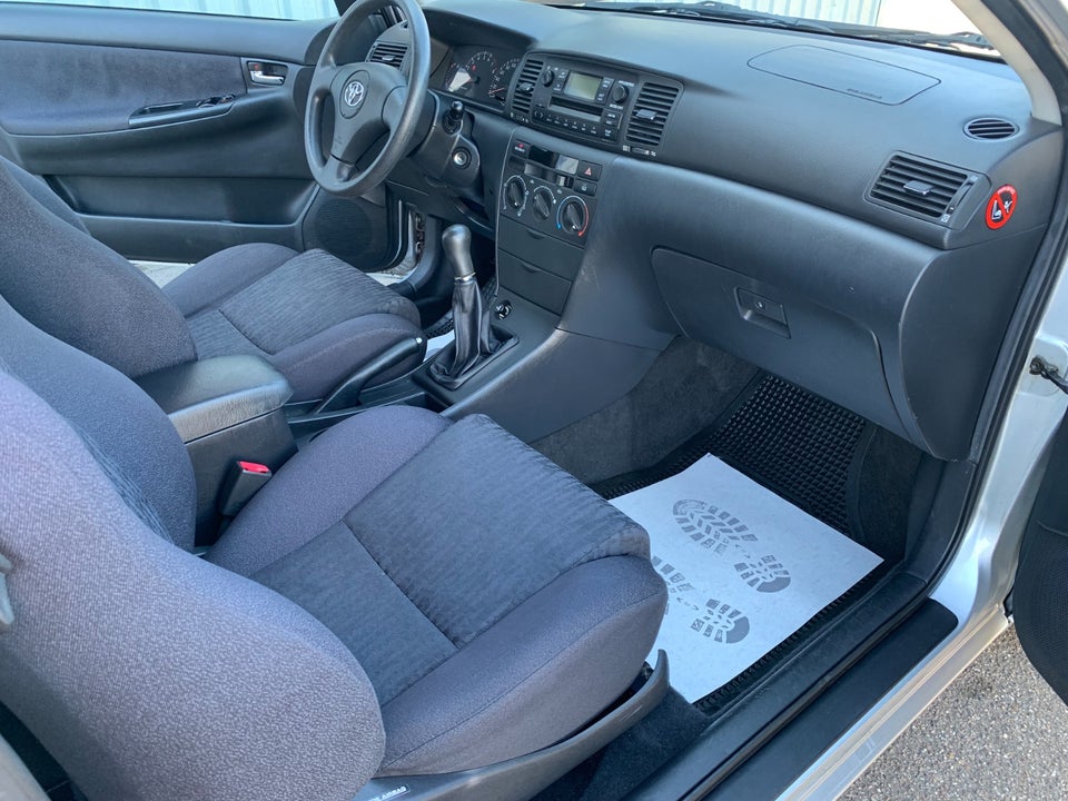 Toyota Corolla 1,4 Terra 3d